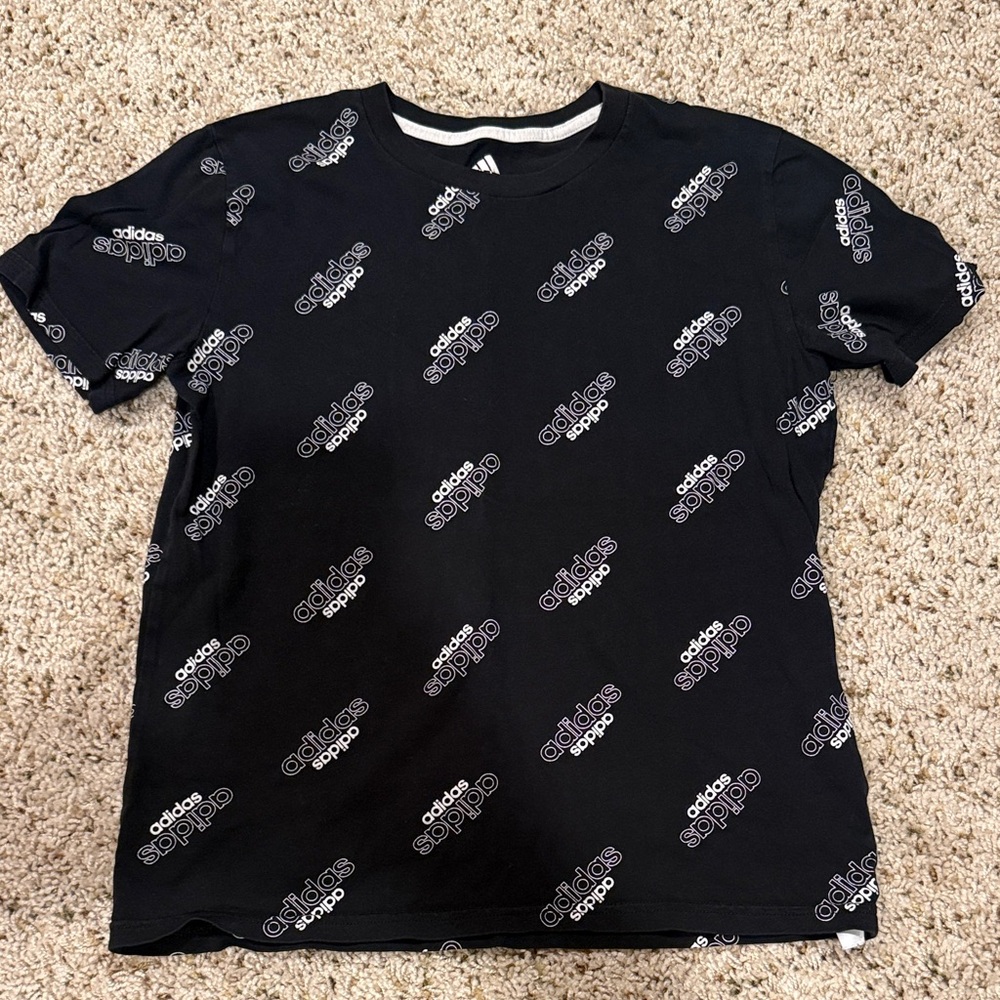 Boys adidas tee
